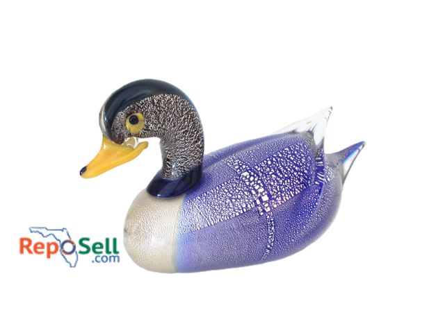 Lot 31-1104 - Murano Glass Duck