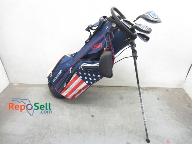 Lot 31-5283 - Prosimmon USA Golf Bag with (5) Top Flight Clubs