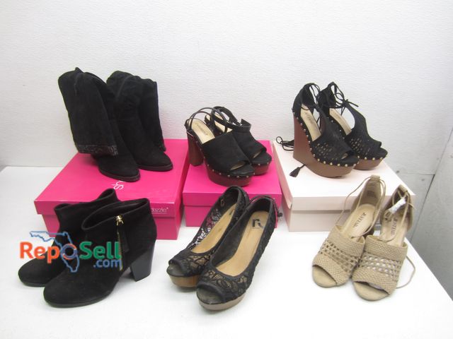 Lot 31-7453 - (5) Pairs Women's Dress Shoes And (1) Pair Boots Size 8: Shoedazzle, Justfab, Report etc