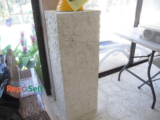 Lot 31-1398 - Cast Concrete Decor Stand, Very Heavy 40" Hx14" W