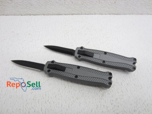Lot 31-2288 - (2) Small Grey Out-The-Front Pock Knives w/Belt Loop Clip