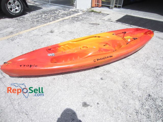 Lot 31-9186 - Tropic Mainstream Single Seat Kayak