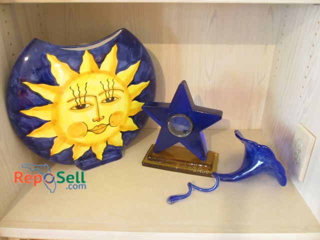 Lot 31-1281 - (3) Decorative Pcs: 2 Glass, 1 Ceramic  (Sun Vase 14"H)