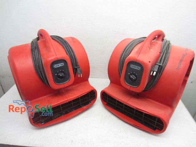 Lot 31-6184 - (2) Ironton 1 HP Air Movers #52721 - Both Power On