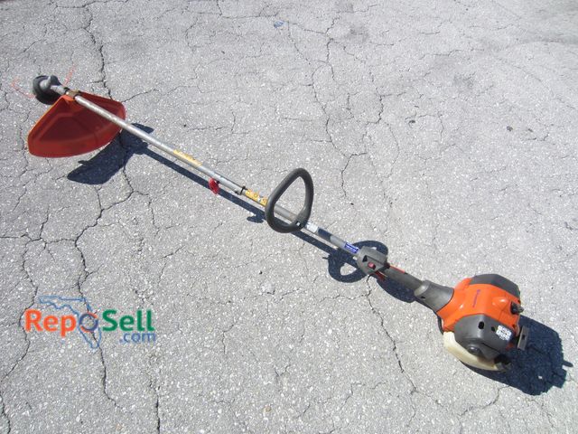 Lot 31-8410 - Husqvarna Weed Eater - Ran when tested