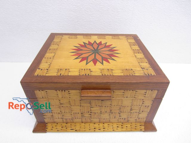 Lot 31-7271 - Tramp Art Jewelry Box 11.5"x6"x10"