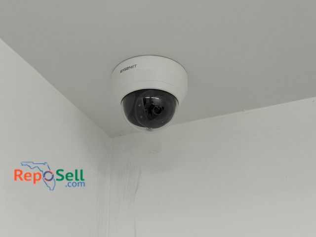 Lot 31-3100 - (7) Security Cameras, Trendnet CC TV, Open Eye #OE-TTX12 (Buyer must remove from ceiling, cables are...