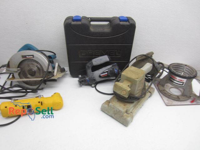 Lot 31-1371 - Tool Lot: Dremel w/Case, DeWalt Angle Drill, Circular Saw, Sander - All Power On