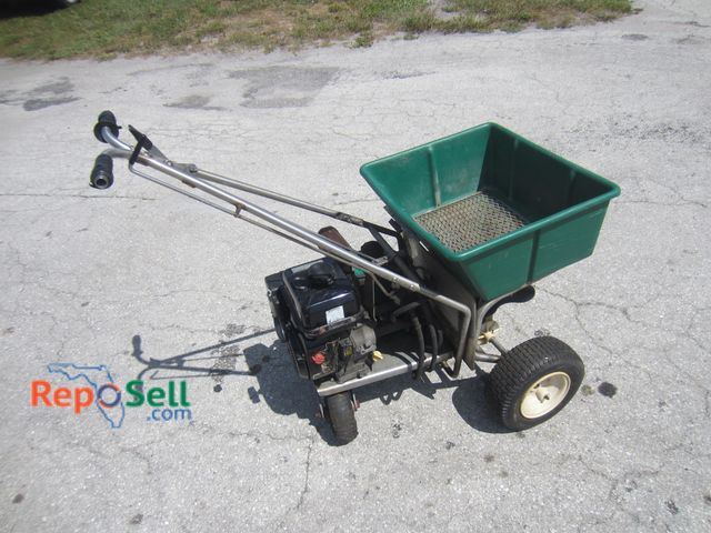 Lot 31-9147 - Commercial Kawasaki self-propelled seed spreader - has compression