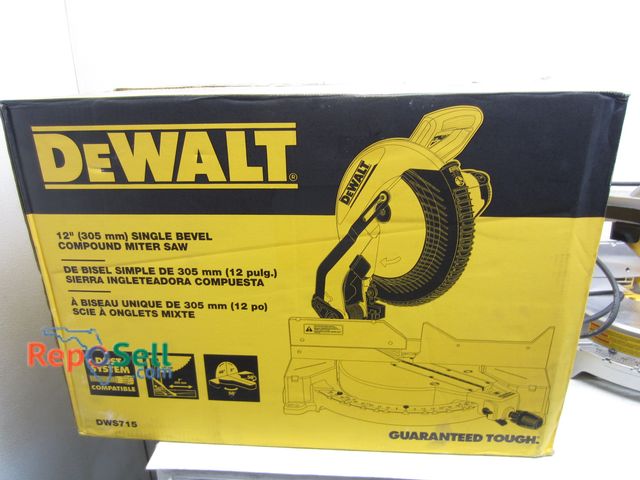Lot 31-5364 - New DeWalt 12" Single Bevel Compound Miter Saw #DWS715