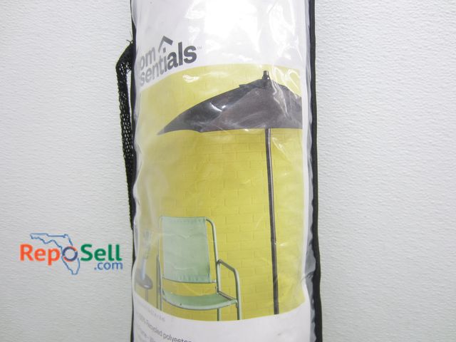 Lot 31-1382 - 6' Patio Umbrella