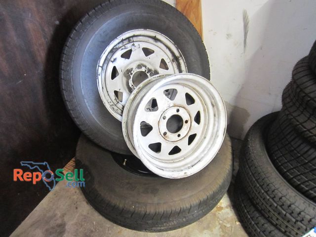 Lot 31-1264 - (5) Used Trailer Wheels And Tires, ST205/75R15 Free Country, ST235/80R16 Provider, 15-Inch, 16-Inch