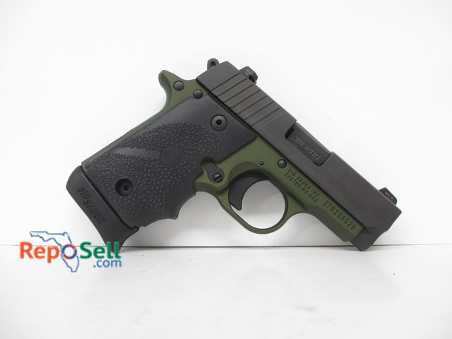 Lot 31-7156 - Sig Sauer P238 .380 Auto Pistol with (1) Mag, Hard Case, 2.7" Barrel - Serial 27B2680xx
