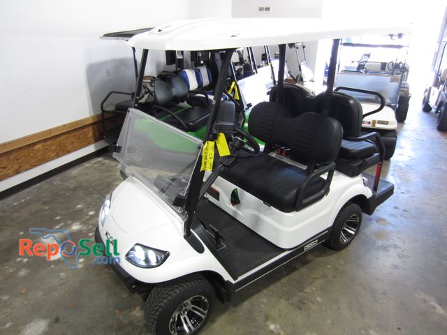 Lot 31-1094 - 2025 Icon G40 Golf Cart