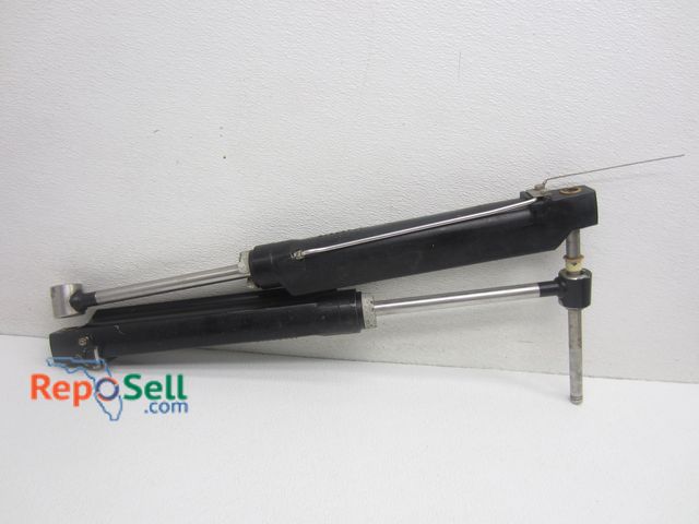 Lot 31-9234 - Mercruiser Trim &amp; Tilt Cylinder