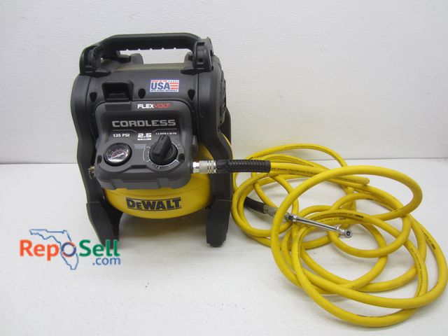 Lot 31-8089 - DeWalt 60V Compressor w/Hose - TOOL ONLY #DCC256 - Powers On/Builds Pressure