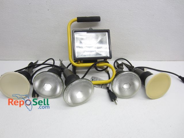 Lot 31-1035 - Work Light And (5) Outside Flood Lights - All Power On