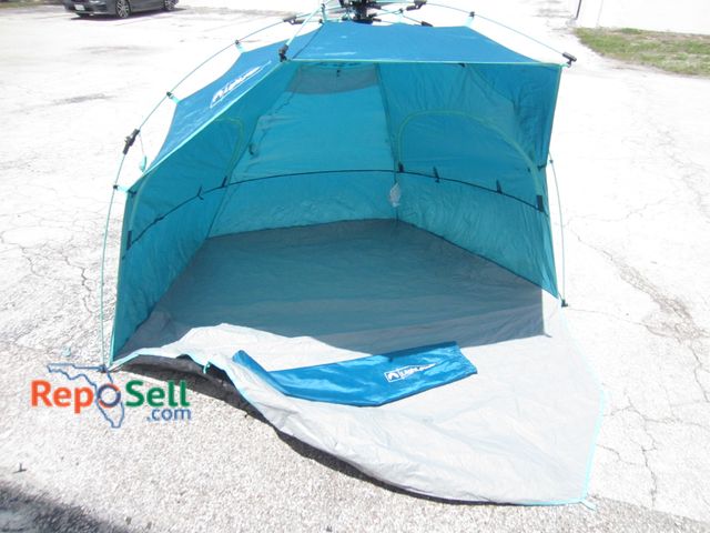 Lot 31-9237 - Light Speed Pop-Up Beach Canopy
