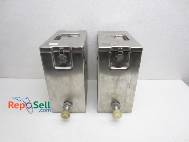 Lot 31-5076 - (2) Insulated Airline Drink Dispensers