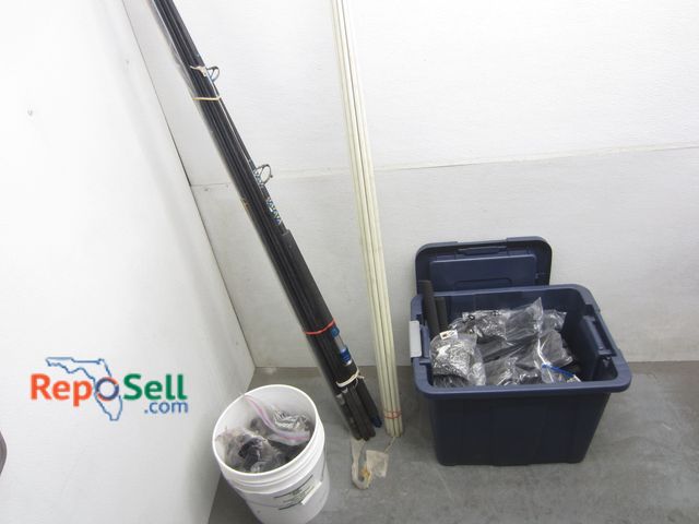 Lot 31-8511 - Parts For Making/Repairing Fishing Rods: Rods, Foam Handles, Various Size Eyes etc