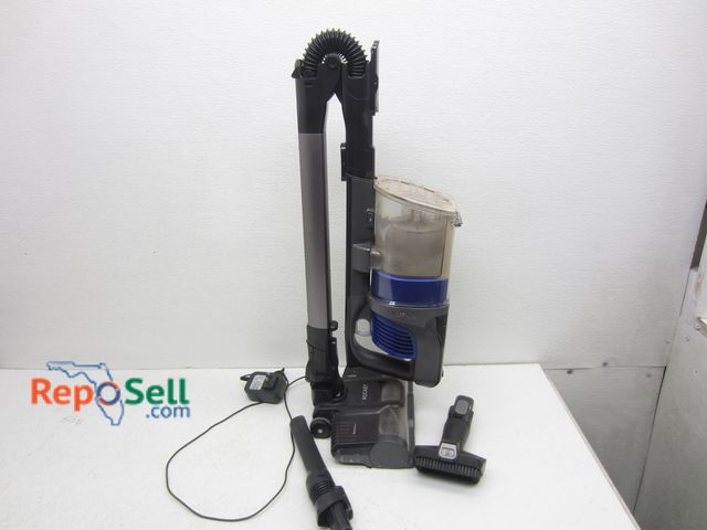 Lot 31-1385 - Shark Rocket Foldable Vac with Charging Cord/Accessories - Powers On