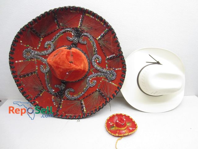 Lot 31-9240 - (3) Hats: Western Large And (2) Sombrero's