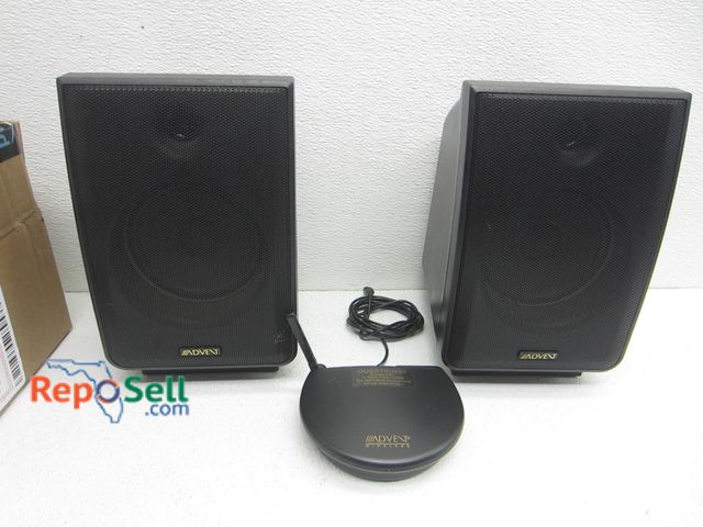 Lot 31-2259 - Advent CLV-A900R Wireless Advent Recoton 900mhz Wireless Stereo Speakers w/ Transmitter CLV-A900R