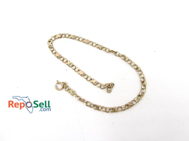 Lot 31-9020 - 14K Yellow Gold Heart Bracelet - 1.79g