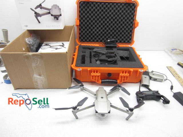 Lot 31-9232 - Mavic Pro Drone With (4) Batteries, Chargers, Acces And Orange Weatherproof Case - Remote Powers On