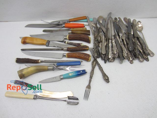 Lot 31-6191 - Vintage/Antique Cutlery/Serving Lot
