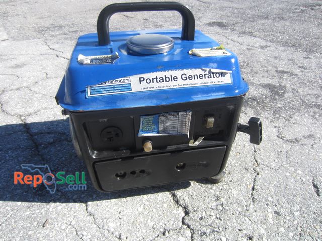 Lot 31-7228 - Chicago 800/900W Portable Generator - Has Compression