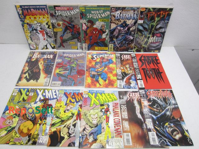 Lot 31-8428 - (16) Comics, (8) With Bags And Boards: Sabertooth, X-Men, Spiderman etc