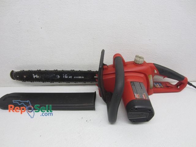 Lot 31-2333 - Homelite 16" Chainsaw - Powers On
