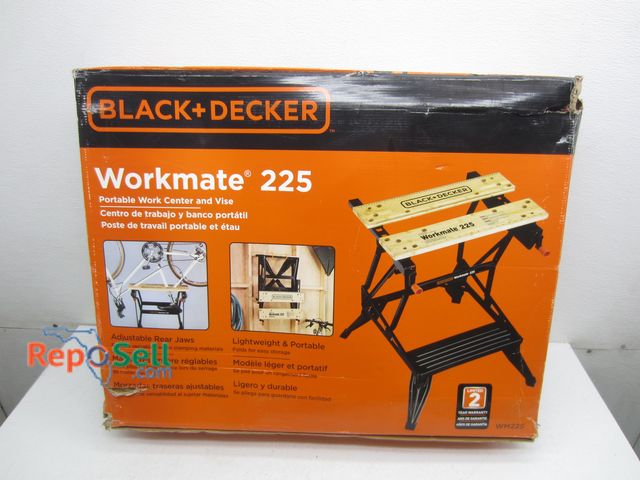Lot 31-7198 - Black &amp; Decker Workmate 225 Portable Work Center &amp; Vise #WM225