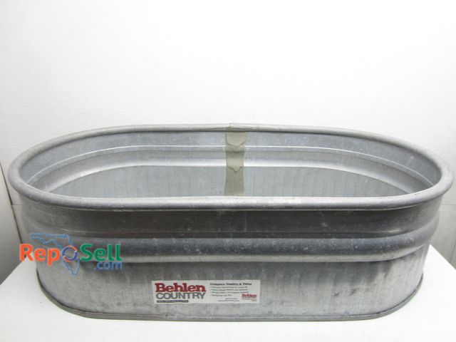 Lot 31-3426 - Animal Trough Shallow Tank 44" L