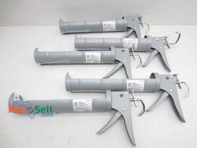 Lot 31-9102 - (5) New Caulk Guns: (4) 29 oz And (1) 28 oz Smooth Rod