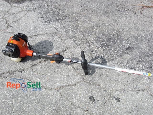 Lot 31-5193 - Echo Weed Wacker - Has Compression - Needs Repair