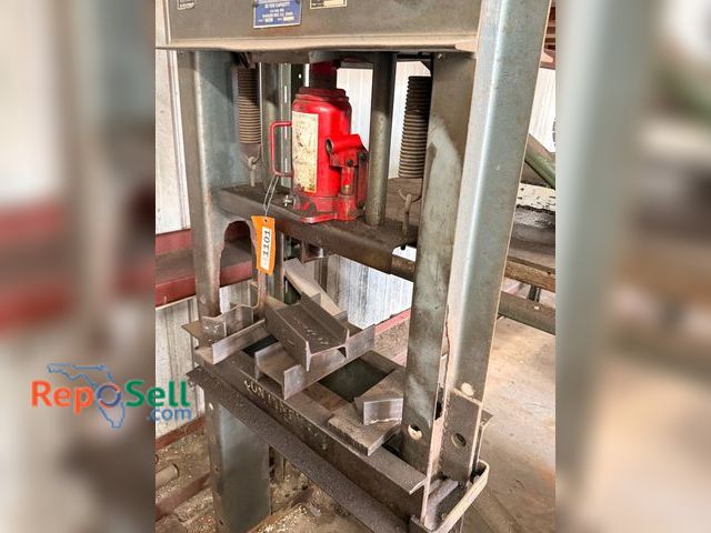 Lot 31-1101 - Continental Equipment Company 30-Ton Hydraulic Press. Features A Heavy-Duty Steel Frame And A Hydrau...
