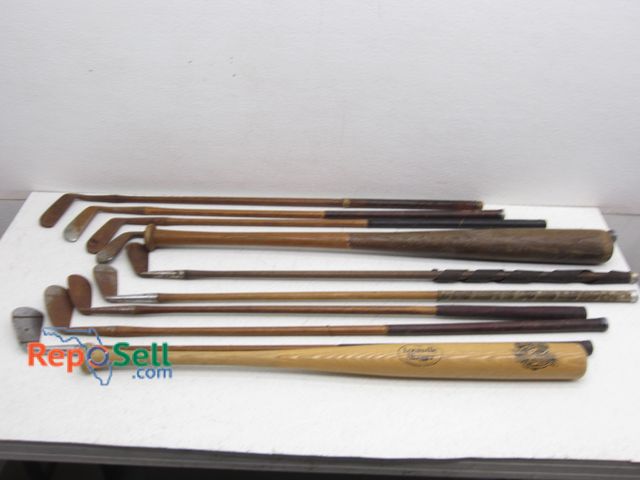 Lot 31-6426 - Vintage Sporting Lot: (8) Golf Clubs And (2) Baseball Bats