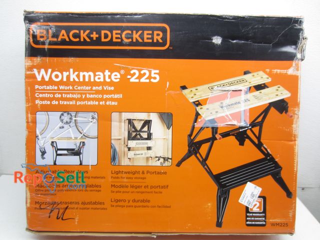 Lot 31-4402 - Black &amp; Decker Workmate 225 Portable Work Center &amp; Vise #WM225