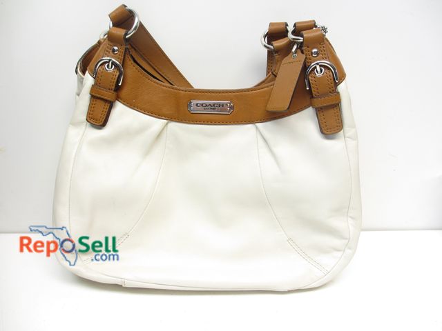 Lot 31-5012 - Ladies Purse with Coach Tag - Appears Authentic - No COA