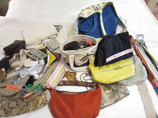 Lot 31-9105 - Handbags, Pouches, And Belts With Brands Like Victoria's Secret And Leather-Lined.