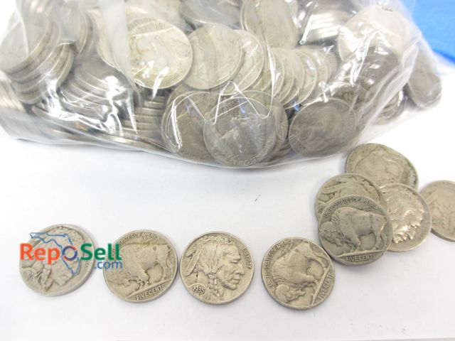 Lot 31-9002 - (300) Buffalo Nickels