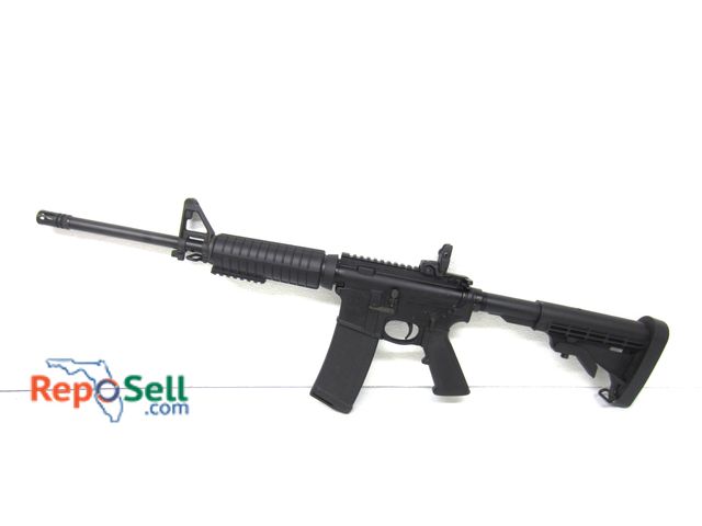 Lot 31-6163 - Smith &amp; Wesson M&amp;P 15 5.56 Nato with 16" Barrel, 30rd Magazine