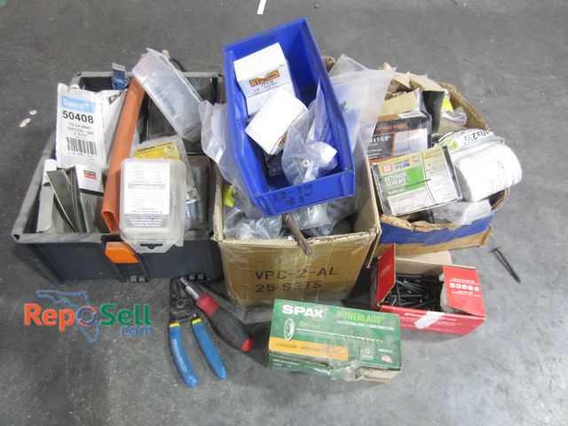 Lot 31-8035 - Hardware Lot: Screws, Power Lags, Topcon's, Tote, etc.