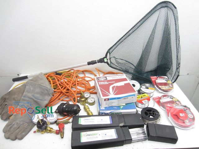 Lot 31-9390 - Welding Supply Lot: Gauges, Wire, Gloves, etc.