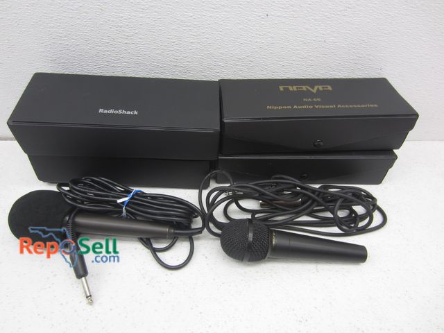 Lot 31-9345 - (4) Microphones: (2) are Radio Shack, (2) are Nippon