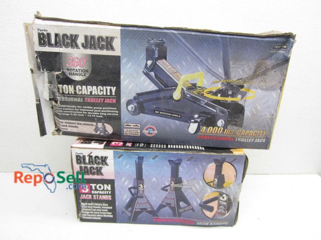 Lot 31-2091 - 3-Ton Trolley Jack &amp; (2) 3-Ton Jack Stands