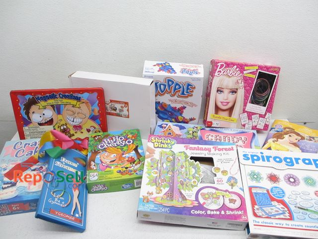 Lot 31-3086 - Lot of Children's Games