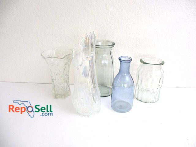 Lot 31-8528 - 5 Assorted Glass Vases And Bottles, Iridescent, Clear And Blue Hues, Various Sizes
